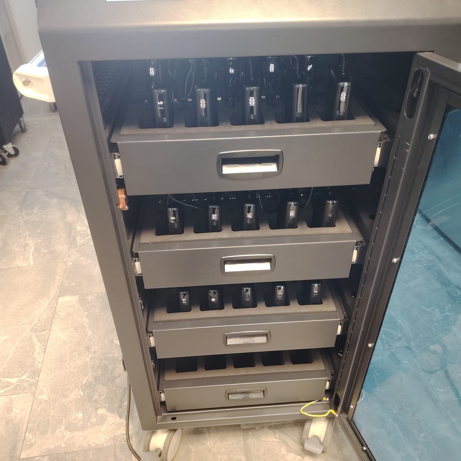 40PB CM35 M Actual Photo 04